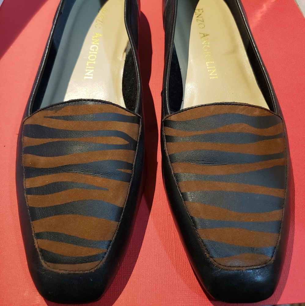 Shoes - Loafers